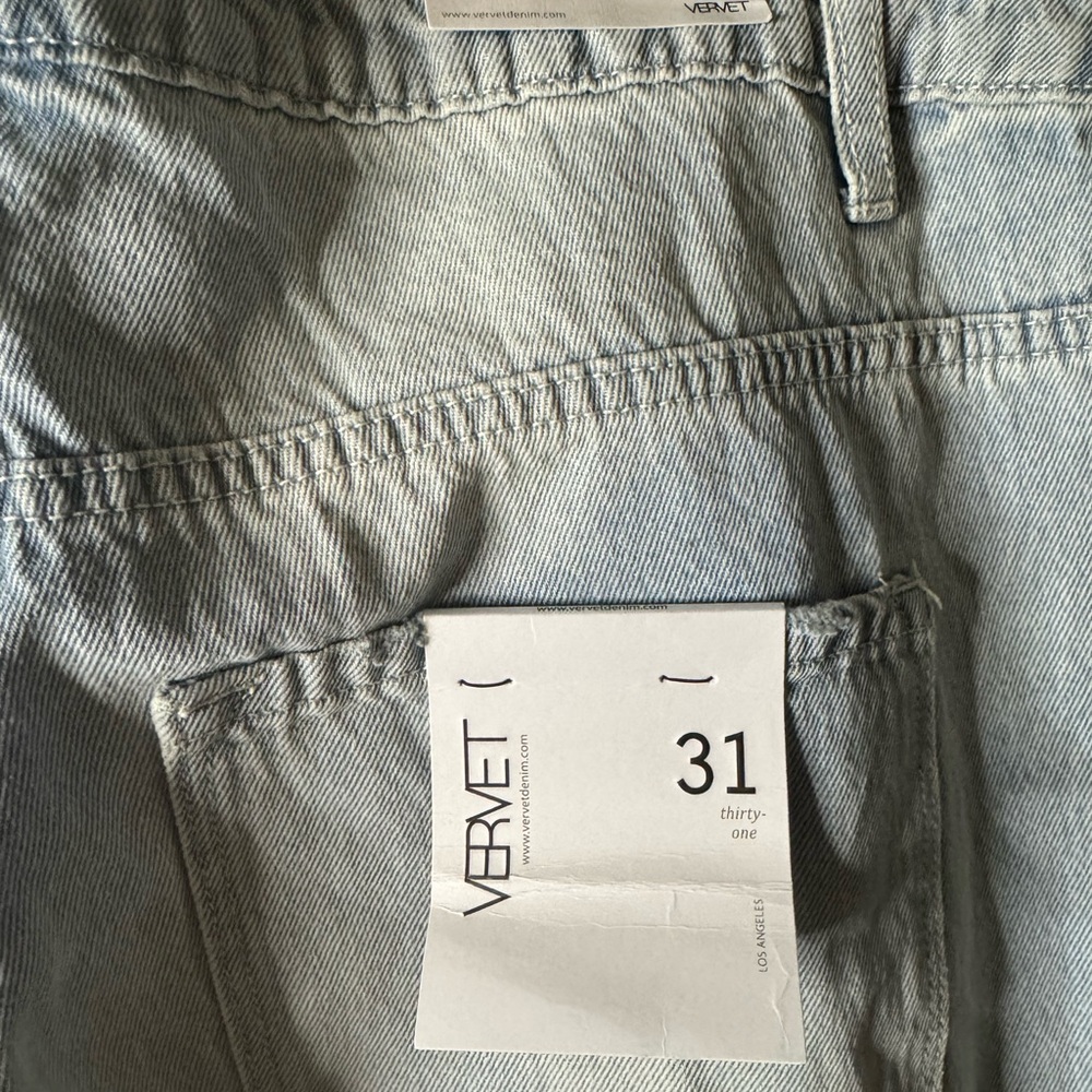 Ladies Vervet NWT Jeans  - Size 31
